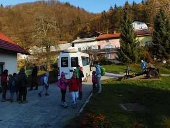FOTOREPORTAŽA : Mladi planinci PD Podpeč Preserje na poti od Murovice do Sv Miklavža 17.11.2018