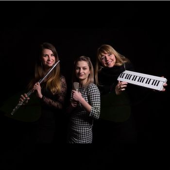 Koncert solopevcev in inštrumentalistov kreativne šole glasbe e nota