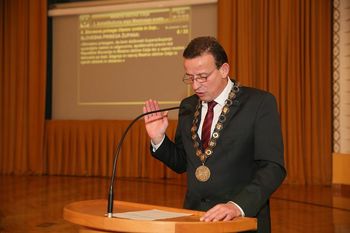Župan Bojan Šrot in člani Mestnega sveta Mestne občine Celje zaprisegli Župan Bojan Šrot in člani Mestnega sveta Mestne občine Celje zaprisegli