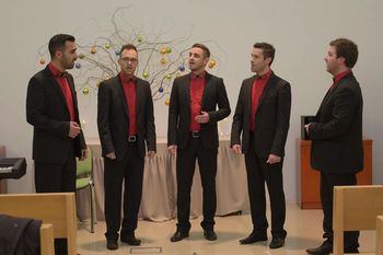 Praznični nastopi kvinteta Aeternum