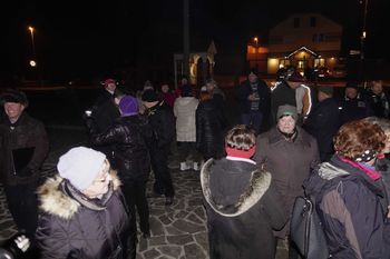 PRAZNIČNI VEČERNI POHOD »PRID'MO SI VOŠČIT« 2018