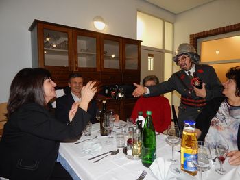 Veselo novoletno druženje DU Miren