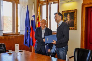 Podpisali pogodbo za projektiranje brvi v Irči vasi