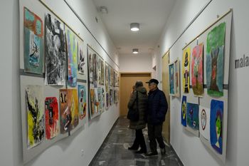 Otvoritev razstave likovnih del skupine Medgeneracijski center Mežica
