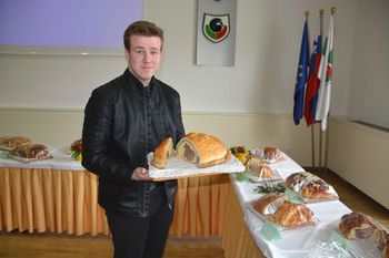 4. DRŽAVNA RAZSTAVA IN OCENJEVANJE ŠUNKE V TESTU
