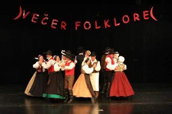 12. Večer folklore