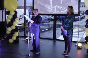 OTVORITEV NOVEGA PRODAJNO SERVISNEGA CENTRA RENAULT V GROSUPLJEM