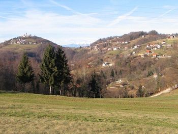 6. Humarjev pohod na Primskovo in sekanje pirhov 6. Humarjev pohod na Primskovo in sekanje pirhov