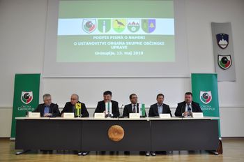Občina Ig, skupaj z občinami Grosuplje, Ivančna Gorica, Škofljica in Dobrepolje podpisala pismo o nameri