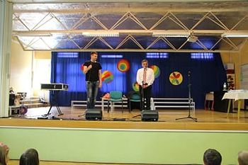 ZAKLJUČEK BRALNIH PROJEKTOV S TRKAJEM IN DR. IGORJEM SAKSIDO 
