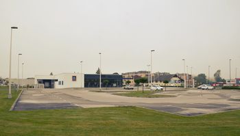 Pri Hoferju še drogerija in črpalka