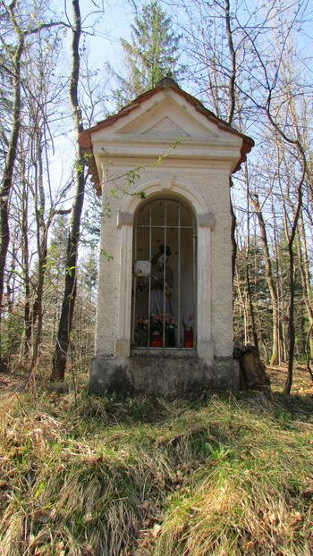 Miti in legende o kapeli sv. Janeza v Brezovcu