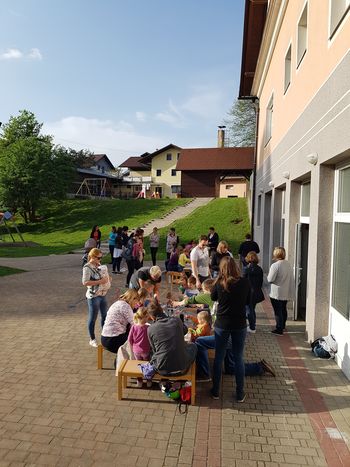 "Skromnost je lepa čednost" v Župnijskem vrtcu Vrhnika