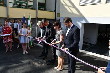 Odprtje prenovljenih prostorov in novega prizidka OŠ Ig