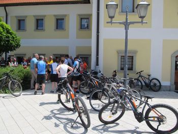 Z vlakom in kolesom po treh deželah