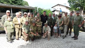 OBISK STARODOBNIH VOJAŠKIH VOZIL IZ II. SVETOVNE VOJNE V GROSUPLJEM