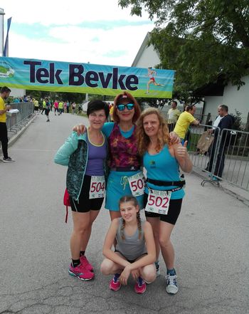 Na 17. teku Bevke tudi udeleženke iz Iga