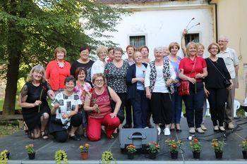 Mengeški likovniki že tretjič na likovno kolonijo v Novi Klošter