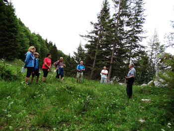 Praznovanju občinskega praznika Občine Preddvor se je s srečanjem na Spodnjem Kališču pridružila tudi občinska organizacija za vrednote NOB Preddvor