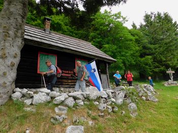 Praznovanju občinskega praznika Občine Preddvor se je s srečanjem na Spodnjem Kališču pridružila tudi občinska organizacija za vrednote NOB Preddvor