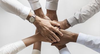 VABILO NA STARTUP VIKEND