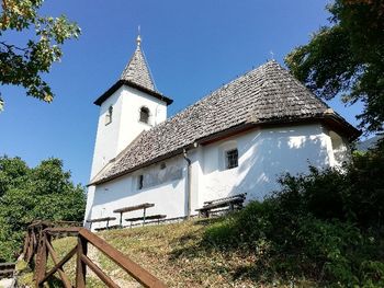 Otvoritveno romanje od sv. Jakoba iz Hraš pri Smledniku preko sv. Jakoba nad Preddvorom na Brezje