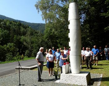 Spominska svečanost ob 77. obletnici požiga vasi Kokra 