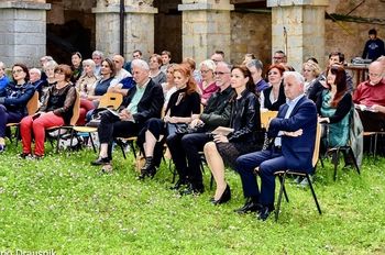 Dr. Glorjana Veber s festivalov v Kostanjevici, Rusiji in Italiji