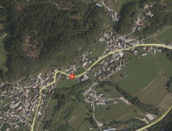 Delna zapora ceste med Spodnjo in Zgornjo vasjo na Bohinjski Beli