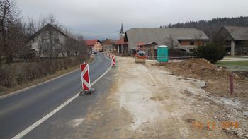 Rekonstrukcija ceste skozi Hotedršico - primer dobrega sodelovanja med občino in državo 