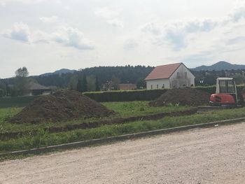 Razširitev pokopališča v Dolenjem Logatcu   