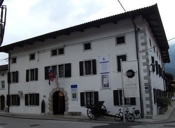 Pred natanko 30 leti odločitev o postavitvi kobariškega muzeja Pred natanko 30 leti odločitev o postavitvi kobariškega muzeja