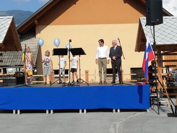 Otvoritev vaškega jedra na Blejski Dobravi
