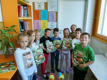PRVOŠOLČKI POSTALI ČLANI ŠOLSKE KNJIŽNICE