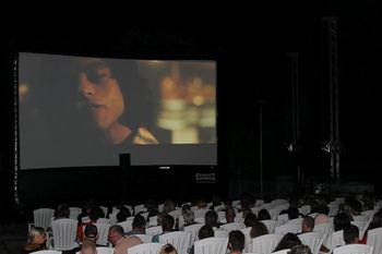 Filmsko-glasbena poslastica na prostem
