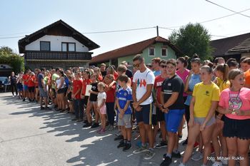 KAR OSEM EKIP NA DRŽAVNO TEKMOVANJE                   