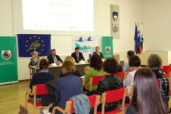 Občina Grosuplje in Izvajalska agencija za mala in srednje velika podjetja podpisali pogodbo za projekt LIFE AMPHICON