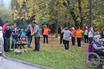 TELOVADKE SKUPINE PUNGRT V DOMU TISJE