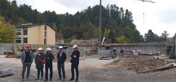 Ogled gradbišča in načrtov za gradnjo Športne dvorane Mengeš uspešen, nepovratna sredstva ministrstva pristojnega za šport bodo izplačana še v letu 2019 Ogled gradbišča in načrtov za gradnjo Športne dvorane Mengeš uspešen, nepovratna sredstva ministrstva pristojnega za šport bodo izplačana še v letu 2019