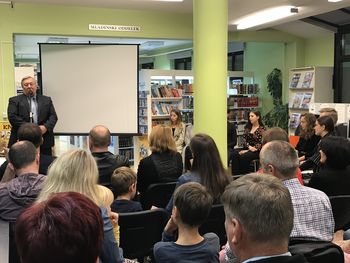 Podeljena županova priznanja Zlatim maturantom v občini Logatec