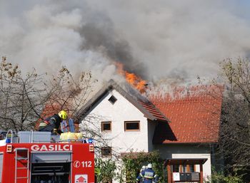 Pomagajmo Migojničanom pri obnovi hiše
