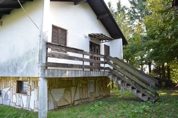 Javno zbiranje ponudb za prodajo nepremičnin Občine Medvode na Topolu