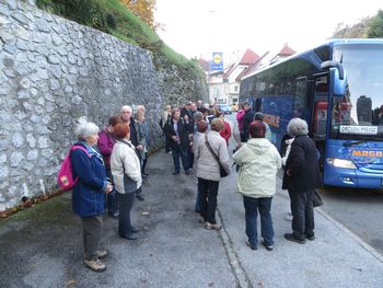 "Tržiška dolinca velika res ni, je vendar kraljica gorenjske strani." (V. Kurnik) 