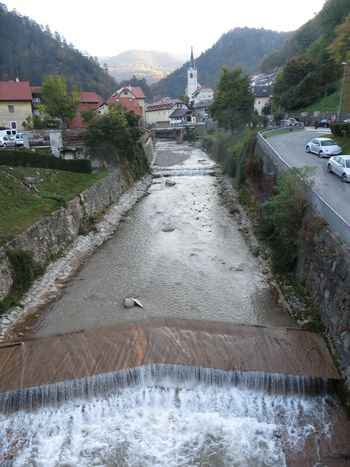 "Tržiška dolinca velika res ni, je vendar kraljica gorenjske strani." (V. Kurnik) 
