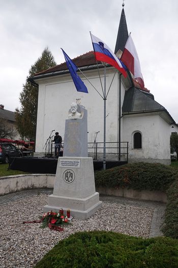 Člani Društva Simon Jenko Temnica so se udeležili proslave 150-letnice smrti Simona Jenka