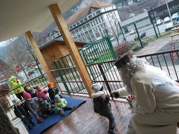 Dedek Mraz prišel je v vas