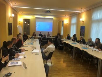 V sodelovanju z invalidi postopno odstranjujemo ovire