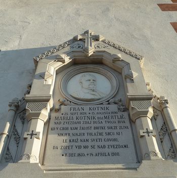 Rendićev nagrobni spomenik Frana Kotnika v Verdu