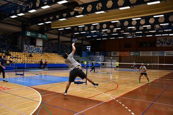 Rekordno število tekmovalcev na Božično novoletnem turnirju v badmintonu 