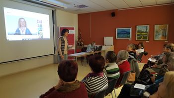 Razlaga in prikaz enostavnih vaj za boljše zdravje in počutje in otvoritev fotografske razstave Janeza Kotarja – Sprehod po nebu 2.0